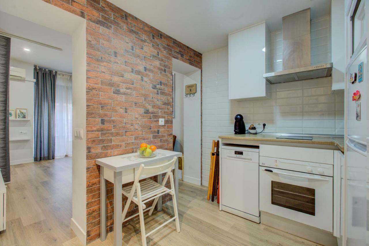 Apartamento Estudio Centro Madridアパートメント エクステリア 写真
